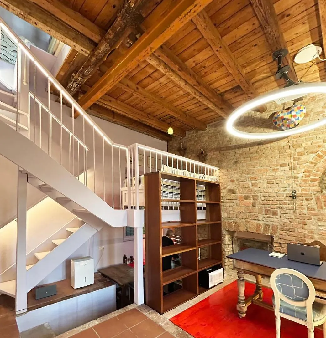 Πανσιόν Suite With Terrace And Loft With Garden In Milan Naviglio Pavese Ιταλία