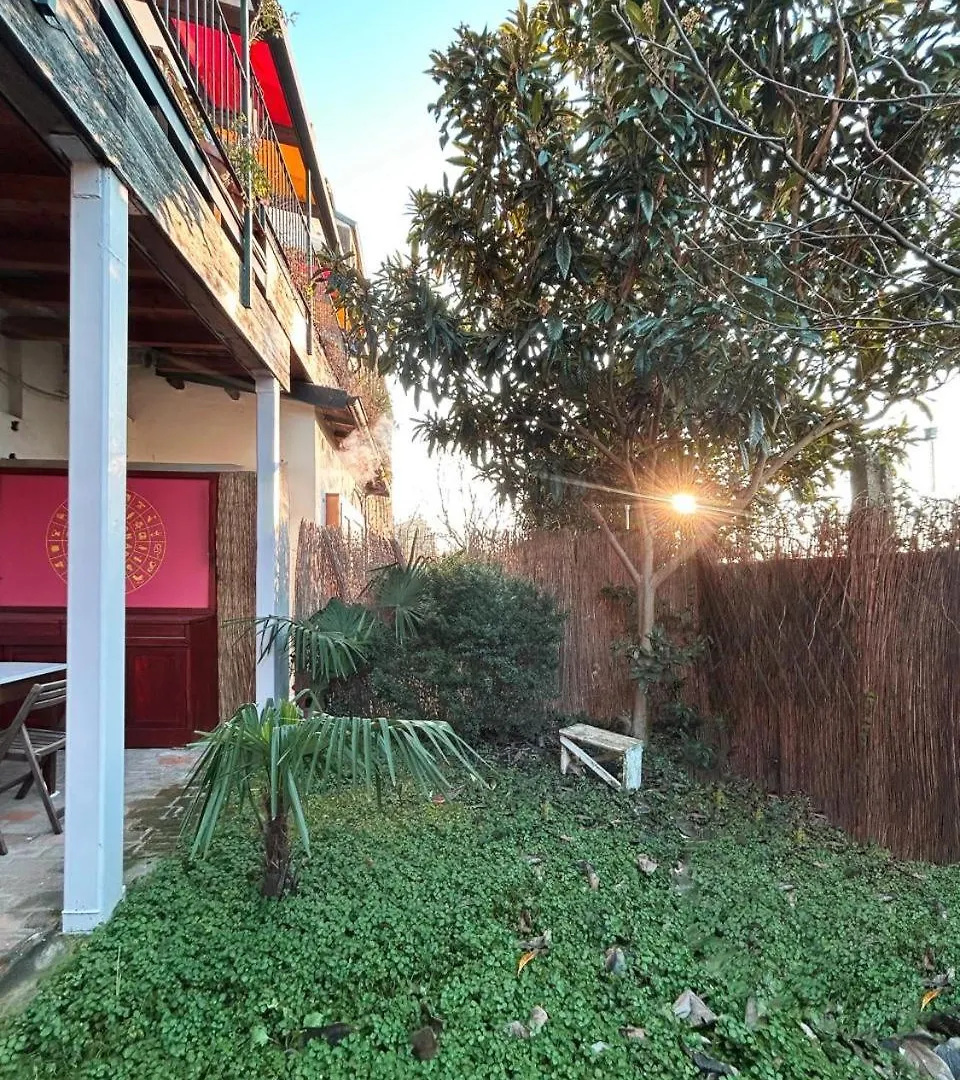 Suite With Terrace And Loft With Garden In Milan Naviglio Pavese Gasthof