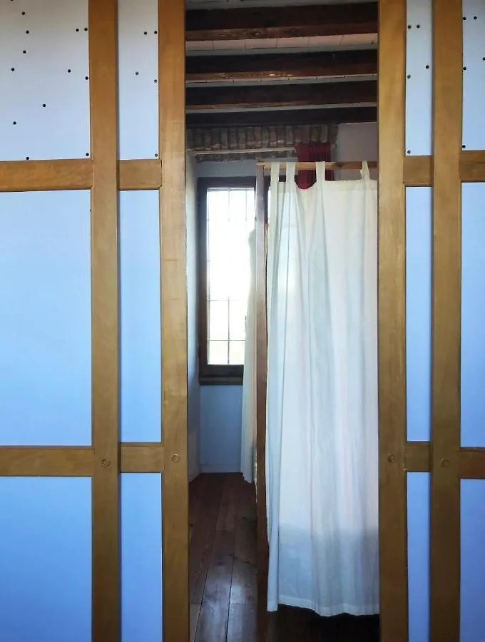 Guest house Suite With Terrace And Loft With Garden In Milan Naviglio Pavese
